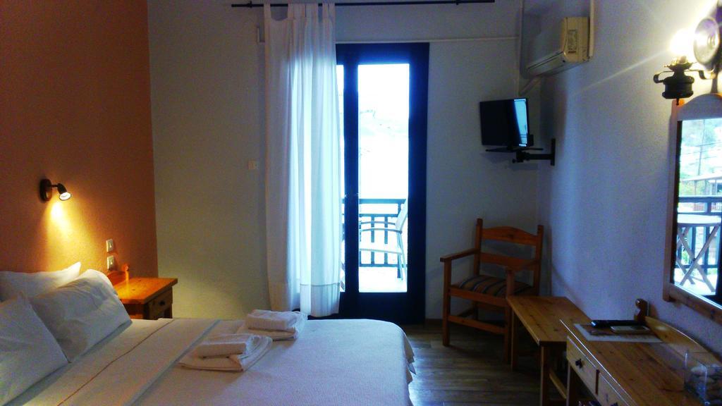 Hotel Votsala โคเรฟตอน ภายนอก รูปภาพ