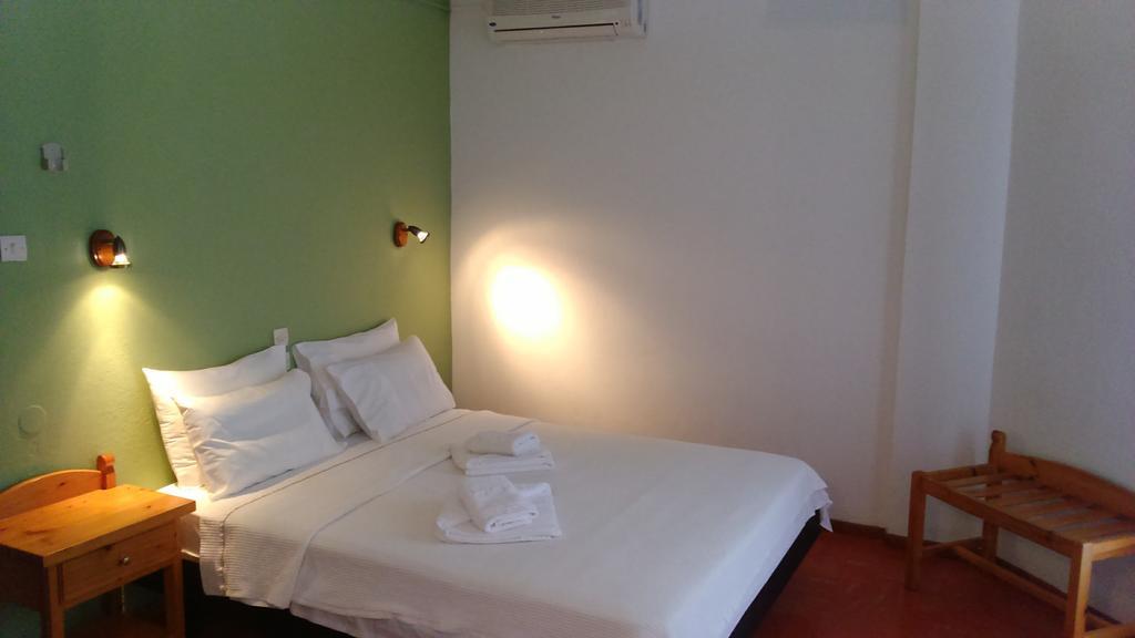 Hotel Votsala โคเรฟตอน ภายนอก รูปภาพ